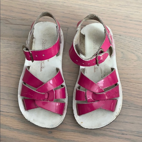 Sun San Other - Hot pink patent leather sandals